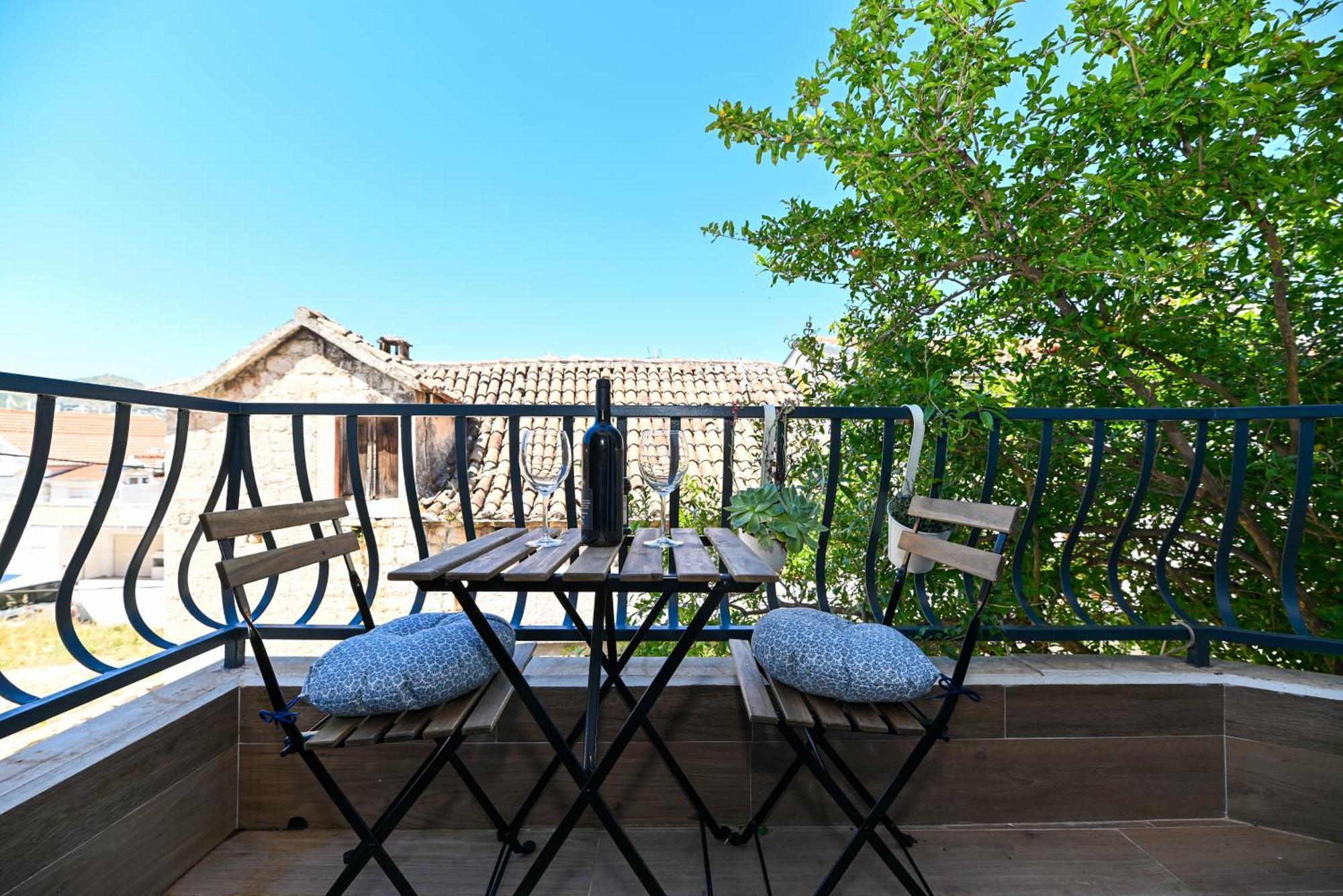 Downtown Apartments Maar Trogir Exterior photo