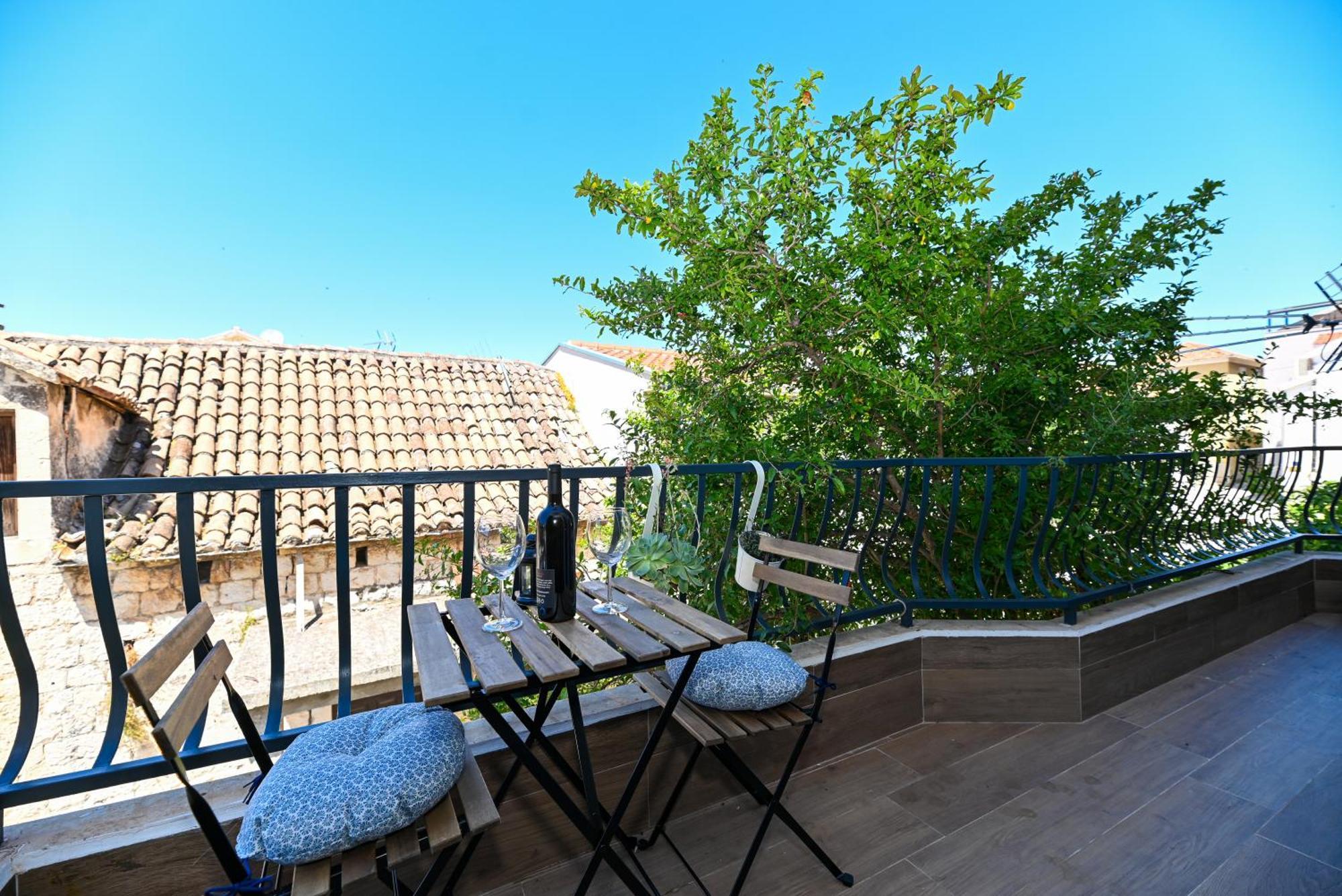 Downtown Apartments Maar Trogir Exterior photo